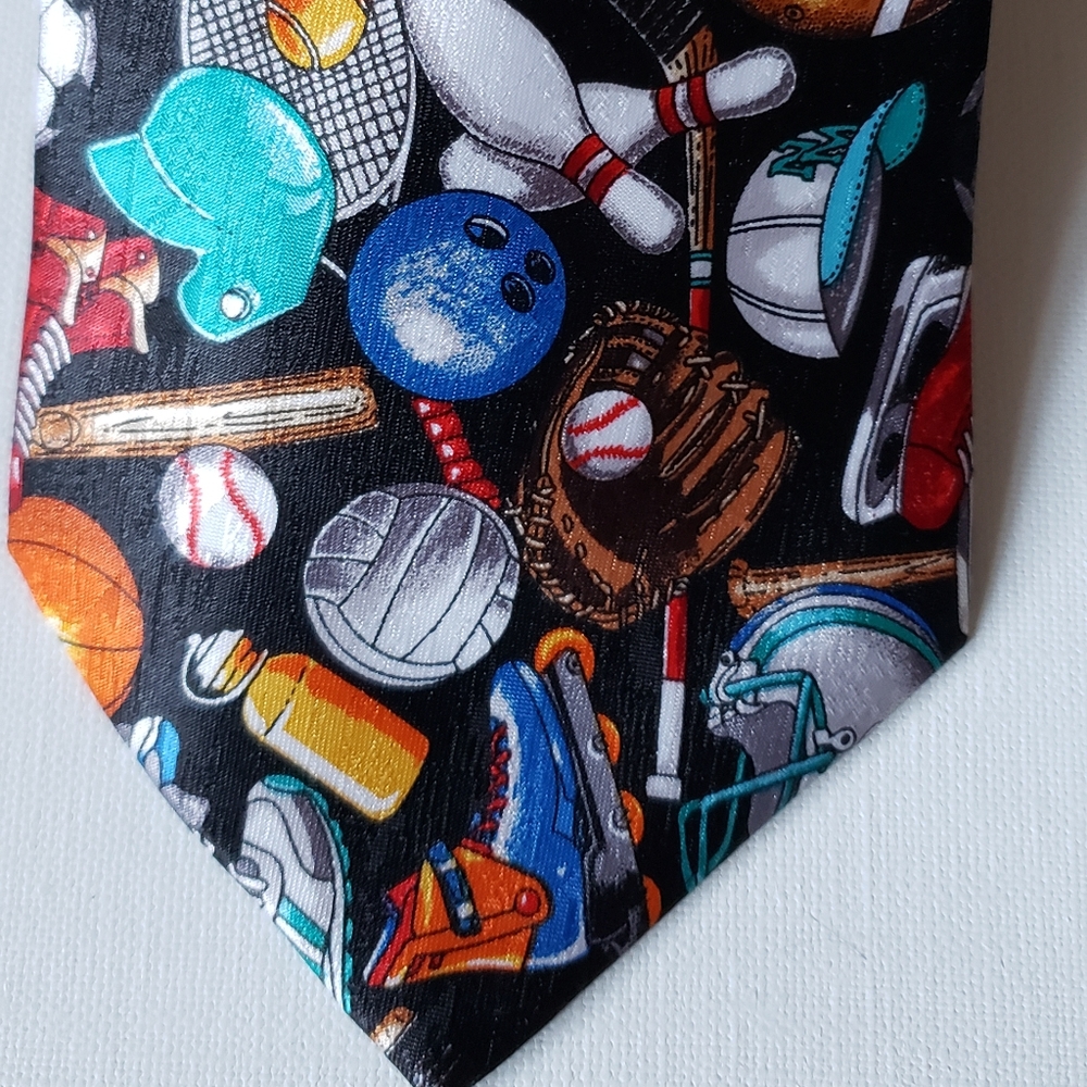 Men's neck tie